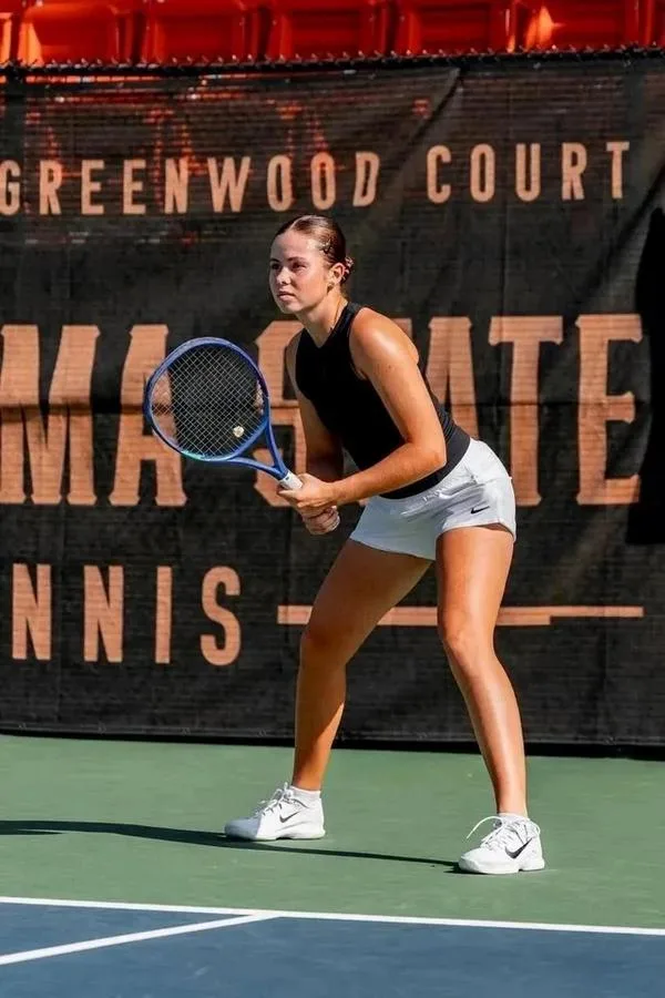 Арина Малыгина из Курска вышла в 1/8 финала US Open среди юниорок Арина Малыгина из Курска вышла в 1/8 финала US Open среди юниорок